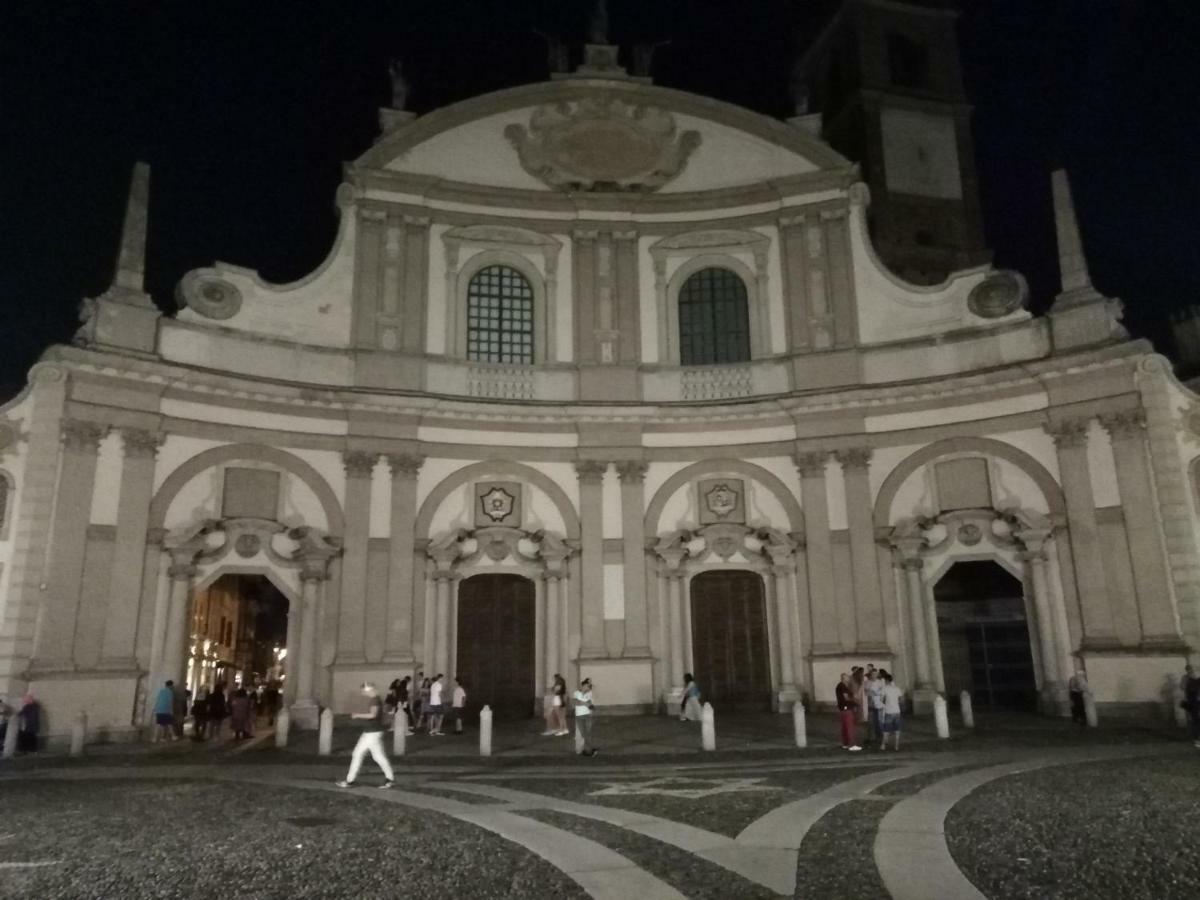 La Via Per Milano Vigevano Exterior foto
